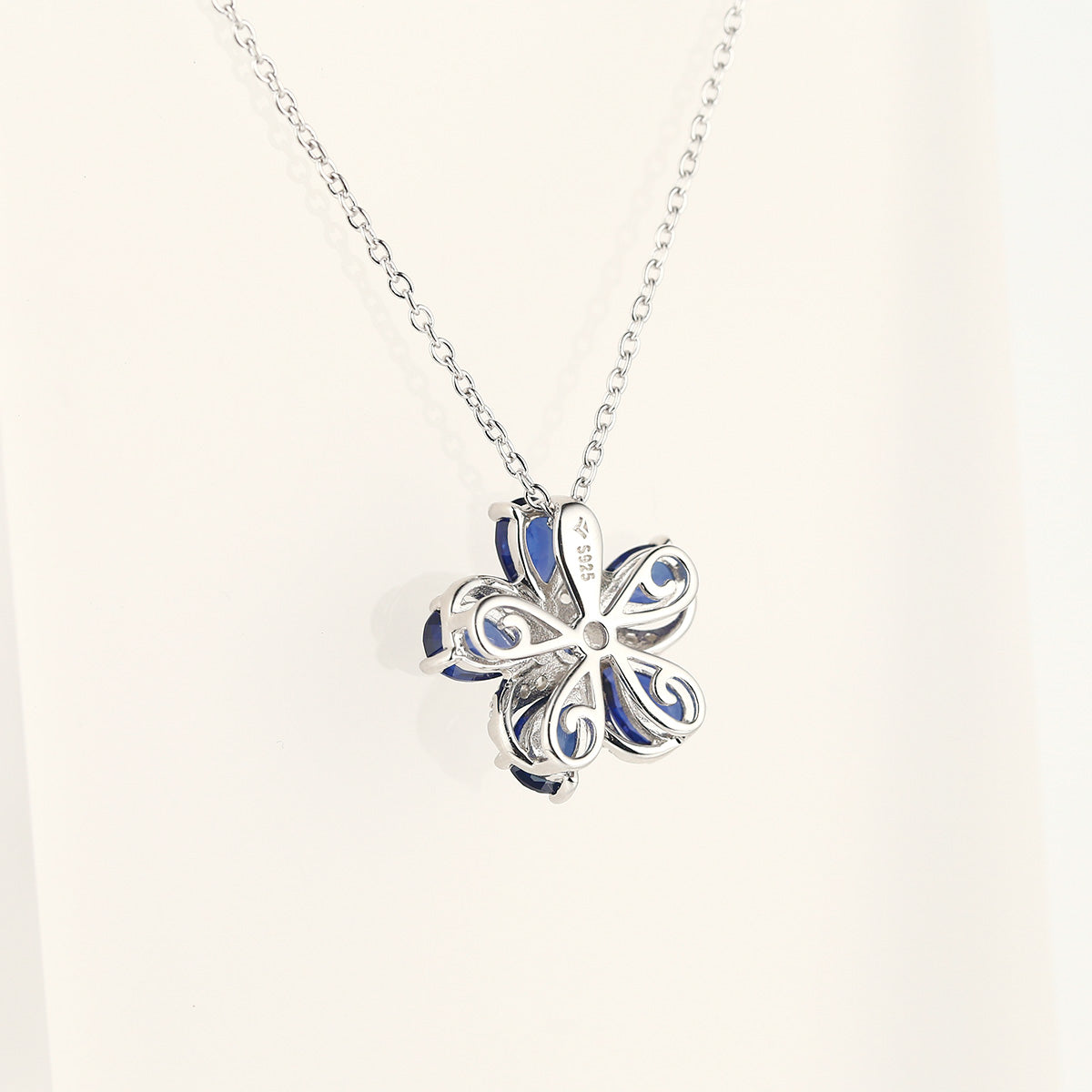 Sterling Silver Five-leaf Clover Shape Pendant with Pear Brilliant Cut Sapphire