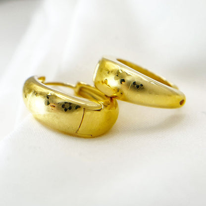 Golden Flower Pattern Classic Chunky Hoop Earrings