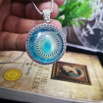 Big Resin Blue Eye Halo Stones Pendant Necklace