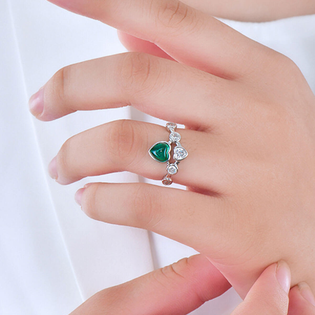 White Gold S925 Silver Double Heart Emerald Ring