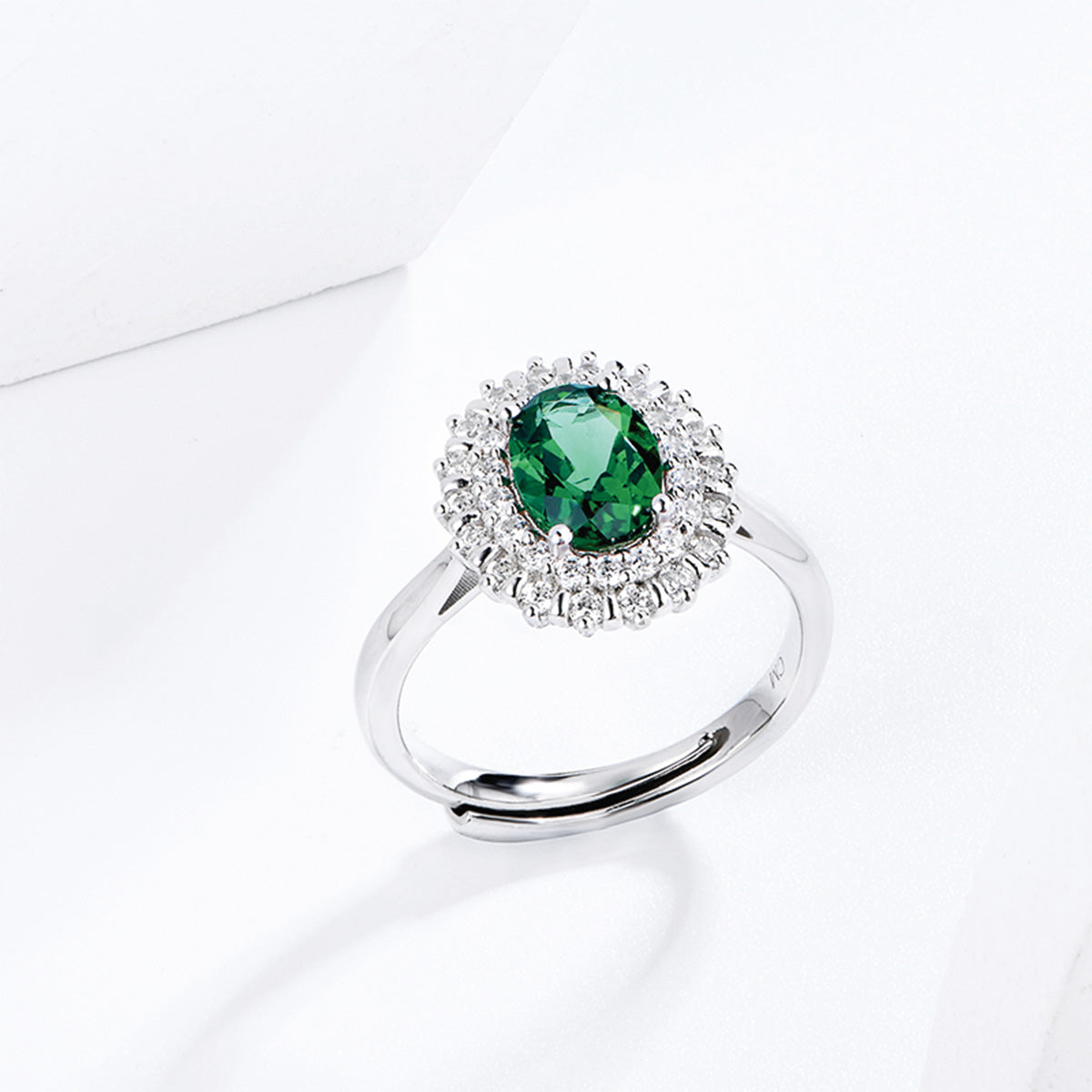 White Gold Pear Emerald Gem Signet Ring with Worldwide Setting Stones