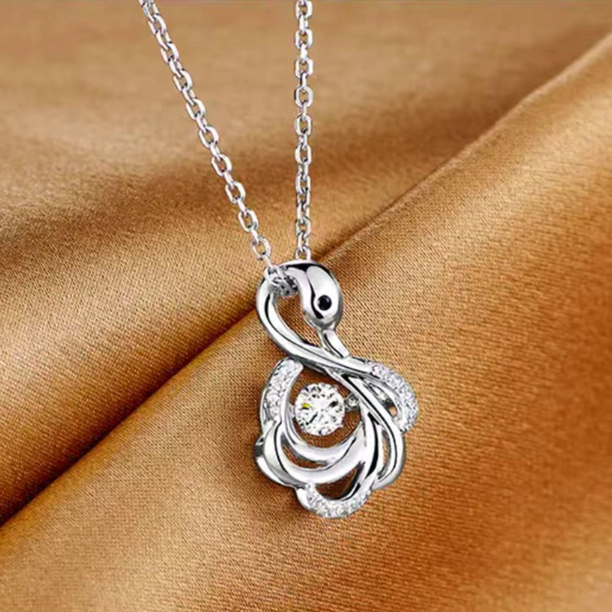 White Gold Swan Shape Beating Shinny Pendants Chains