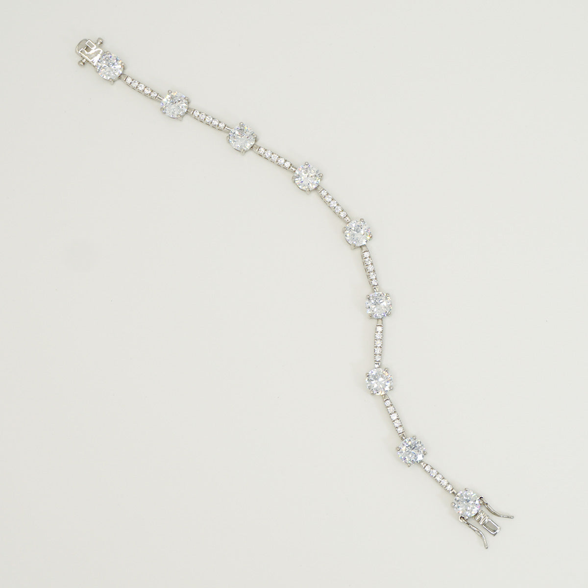 White Gold Common Prong Setting Stones KIARA Bracelet