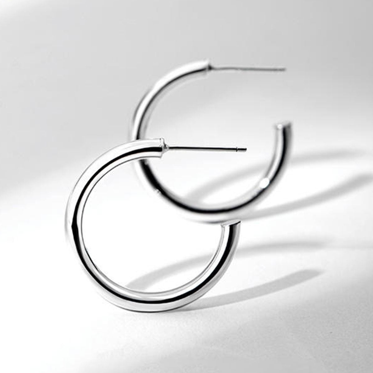 White Gold Classic Hammered Midi Hoop Earrings