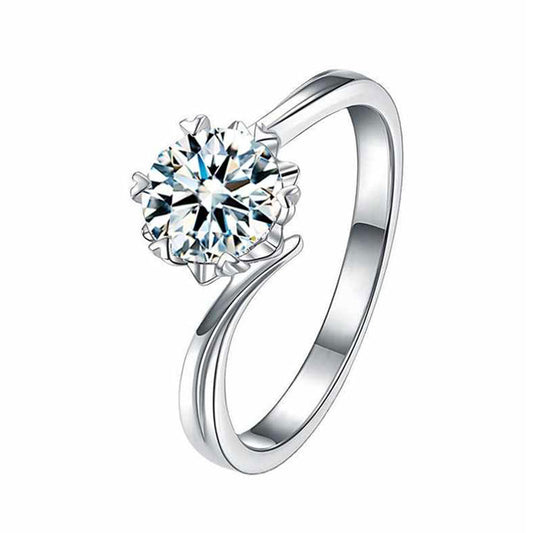 White Gold Prong Setting Flower Shape Moissanite Ring