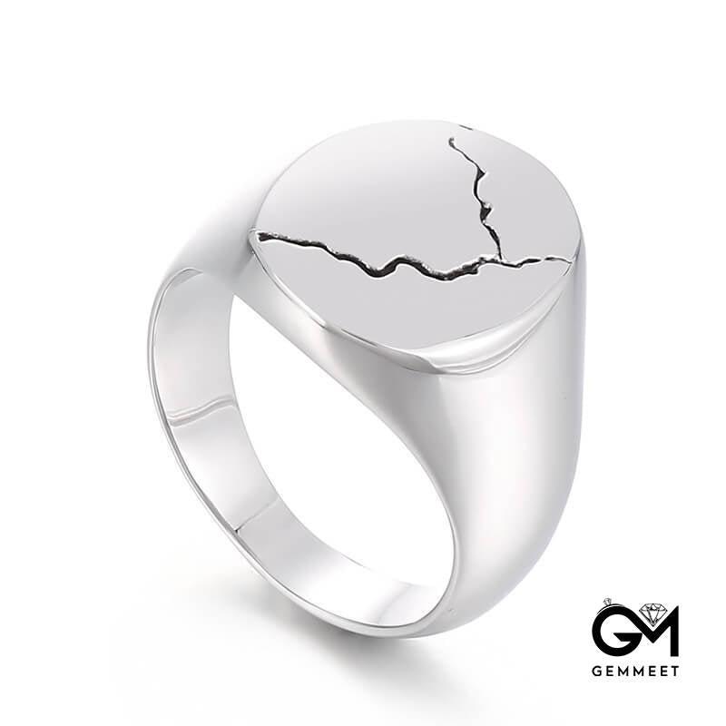 Simple Black Crack Smooth Ring