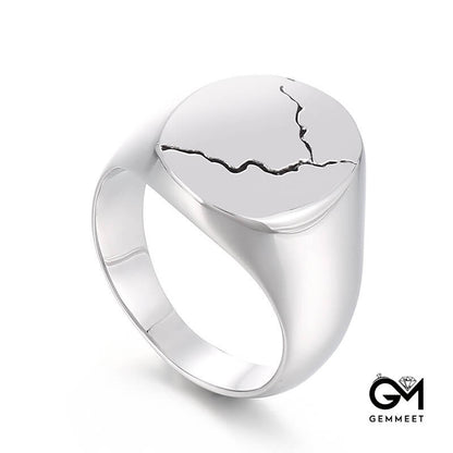 Simple Black Crack Smooth Ring