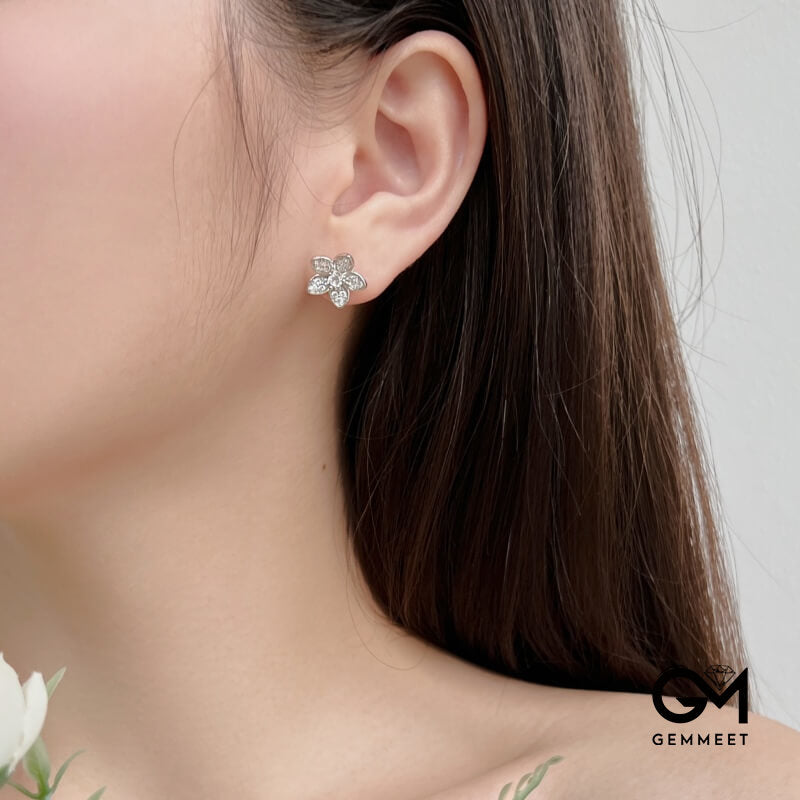 S925 Silver White Zircon Inlaid Flower Earrings