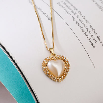 Unique Design Heart Pendant Necklace