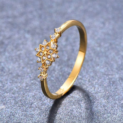 Creative Snowflake Zircon Ring