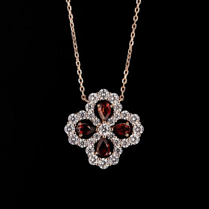 Hollow Four-leaf Clover Ruby Moissanite Chain