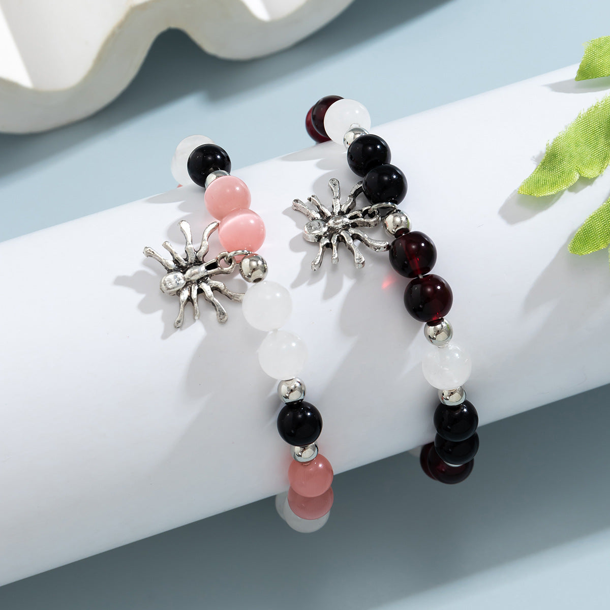 Halloween Blood Color Bead & Spider Pendant 2 Pcs Bracelet