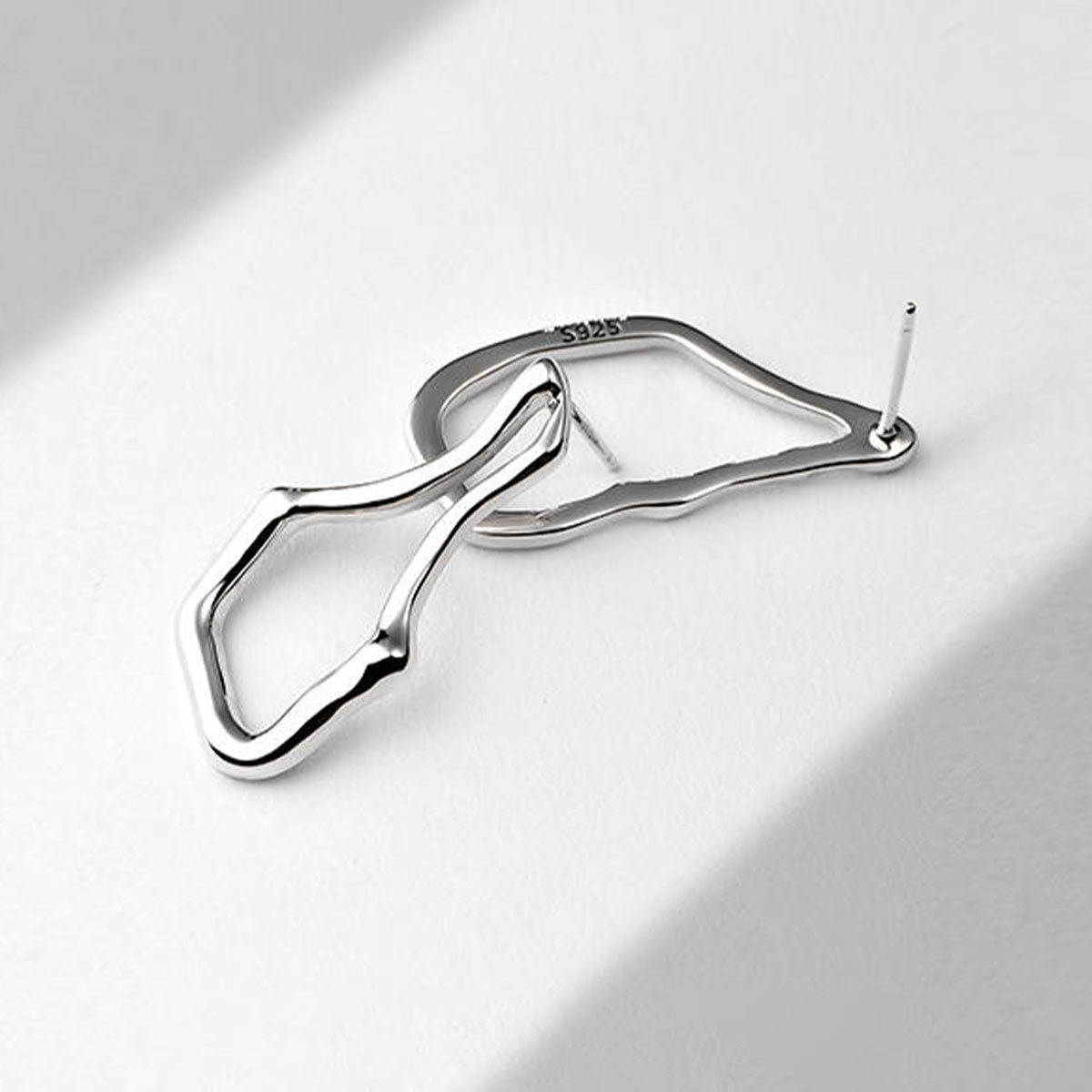 White Gold Cool Design Irregular Distortion Snap Hoop Earrings